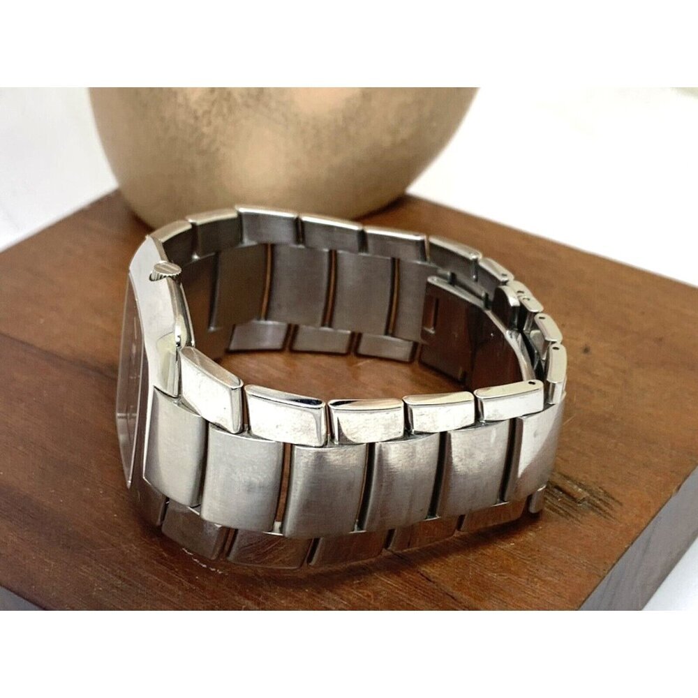 GUCCI Unisex Watch 8500M Swiss Quartz Gray Dial Silver Stainless Steel 34mm - Picture 9 of 14